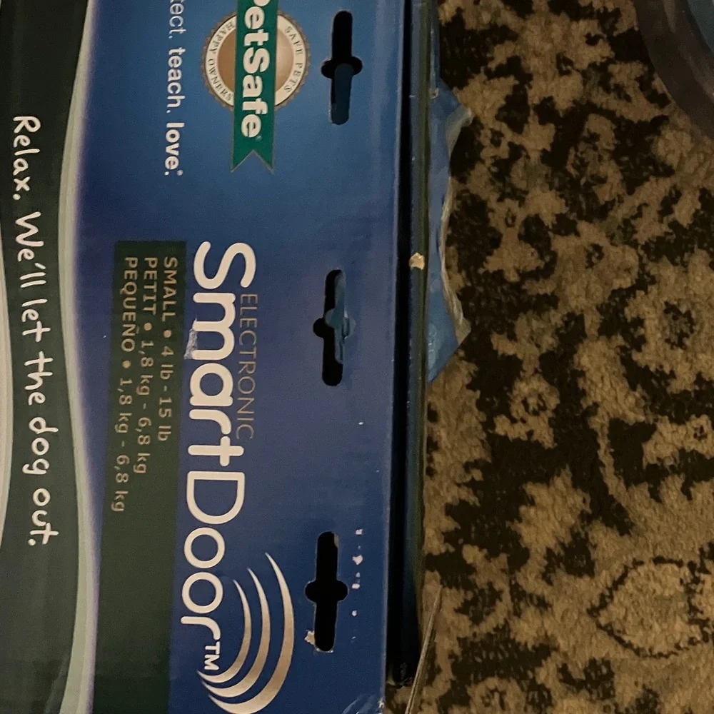 SmartDoor Electronic Pet Door for Small Dogs - Dark Green